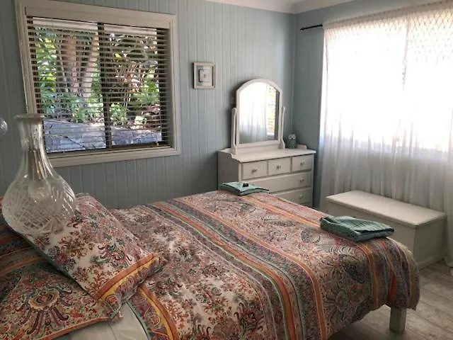 Guest house Sunshine Coast Tropical Getaway Hotel Buderim